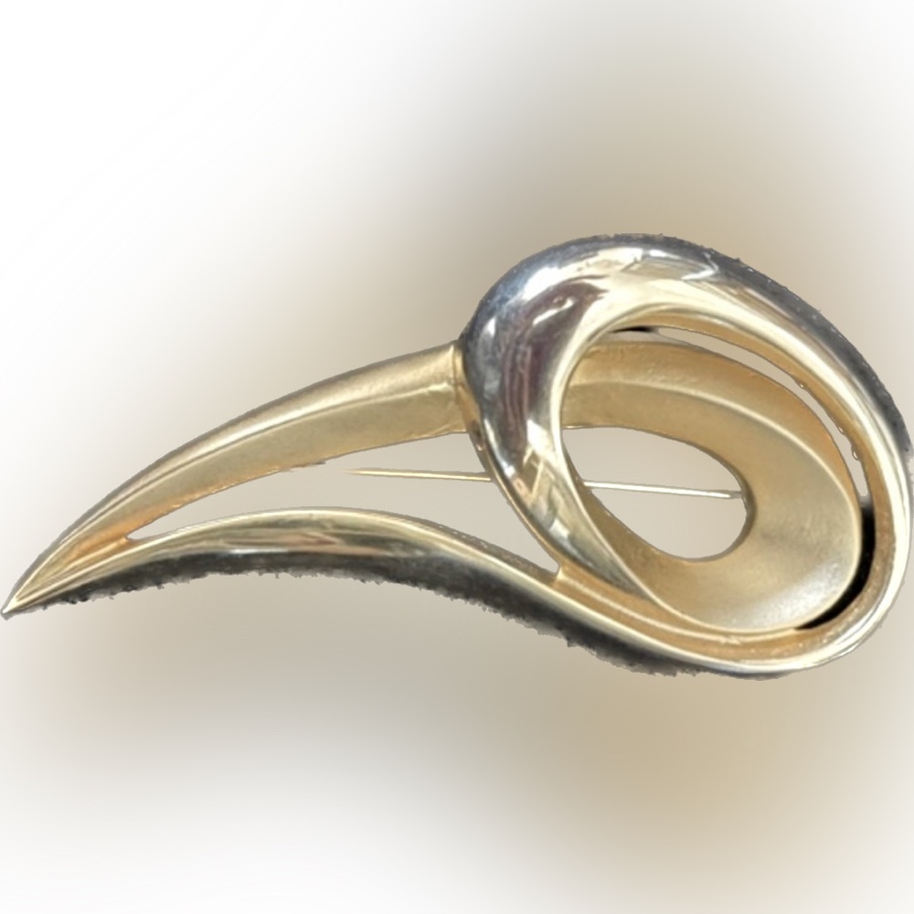 Vintage MJENT Goldtone Brooch Pin